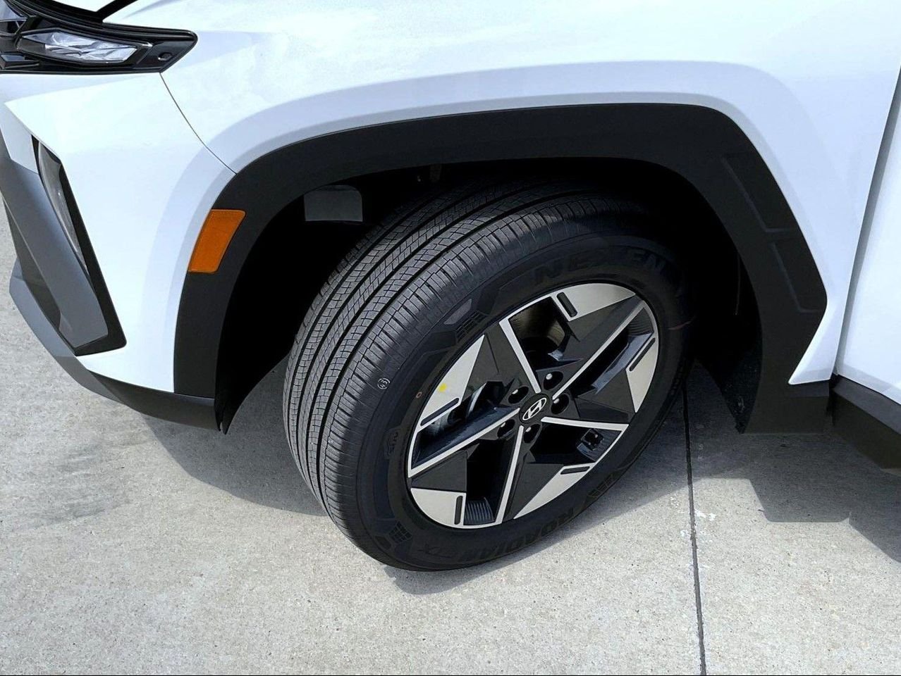 New 2026 White Hyundai SEL image 24
