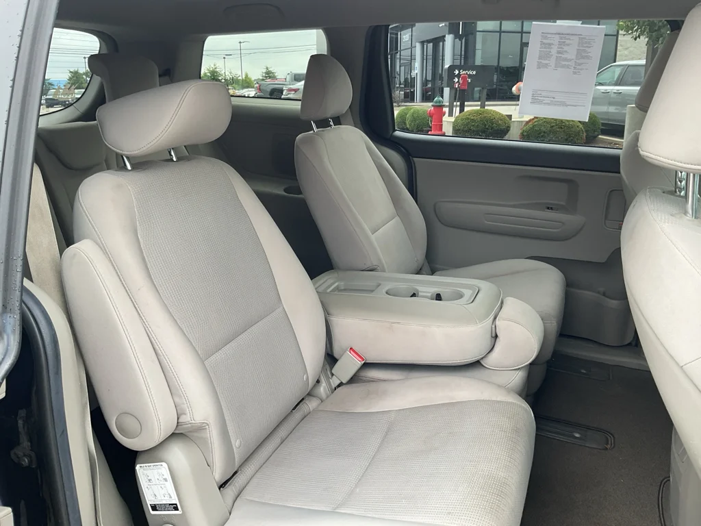 Used 2021 Celestial Blue Kia LX image 15