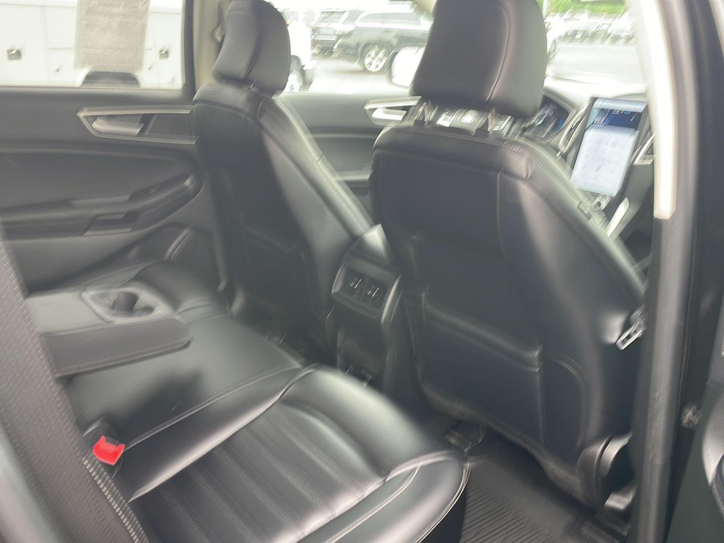 Used 2023 Agate Black Ford SEL image 29