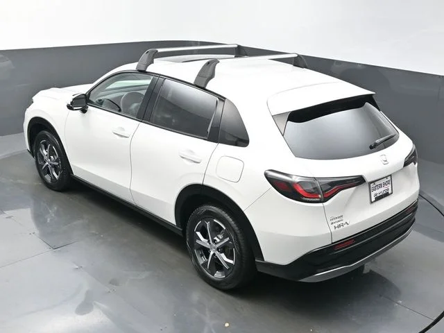 Used 2024 White Honda EX-L image 47
