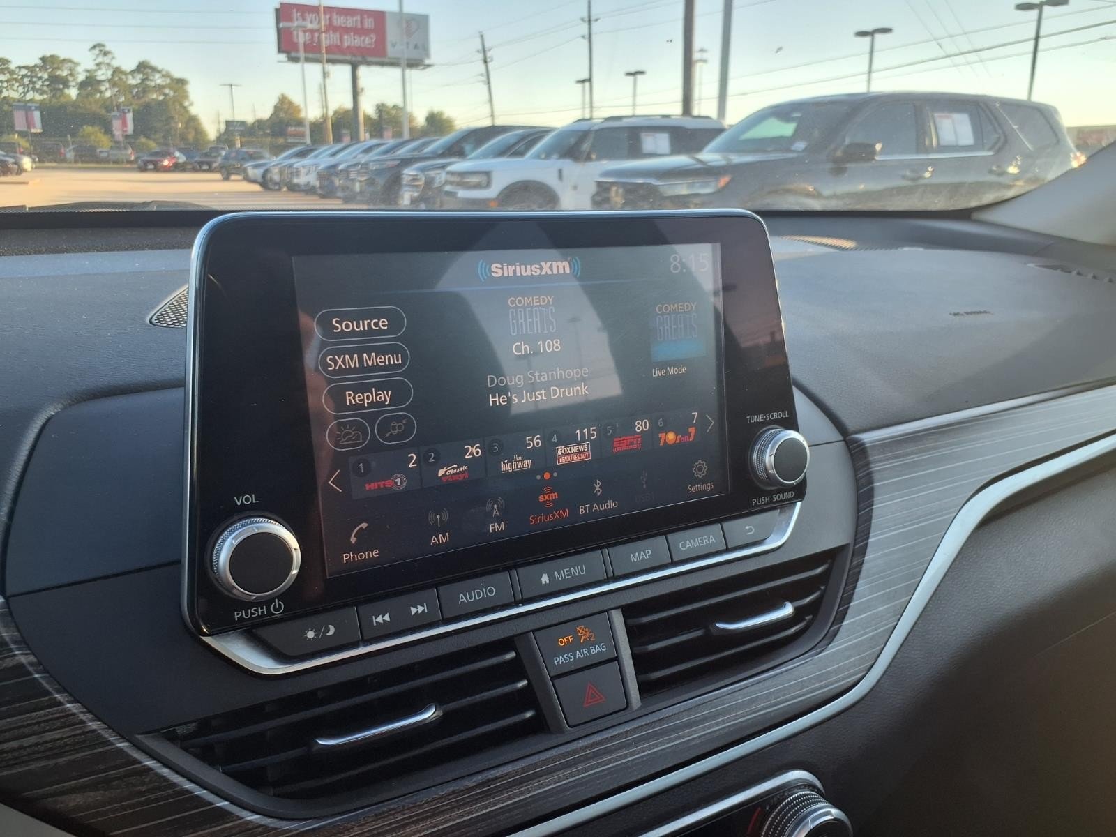 2022 Nissan Altima photo 22 of 26