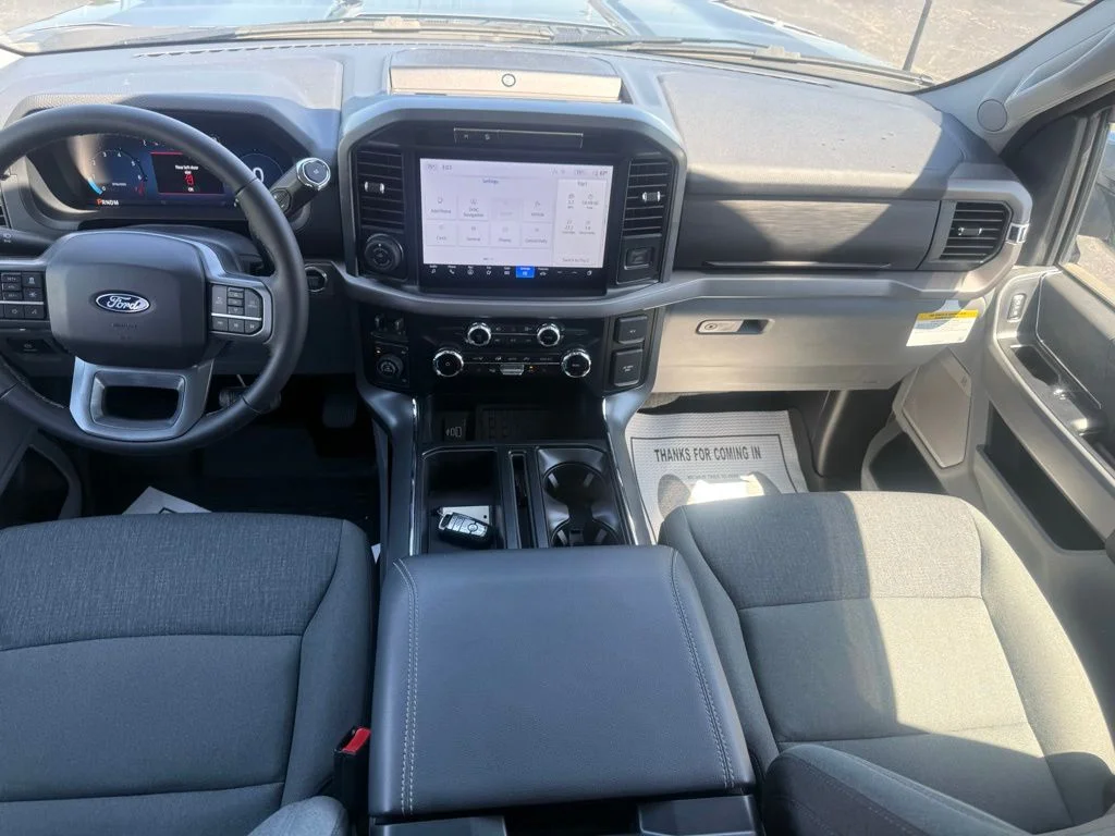 2025 Ford F-150 XLT - Photo 39