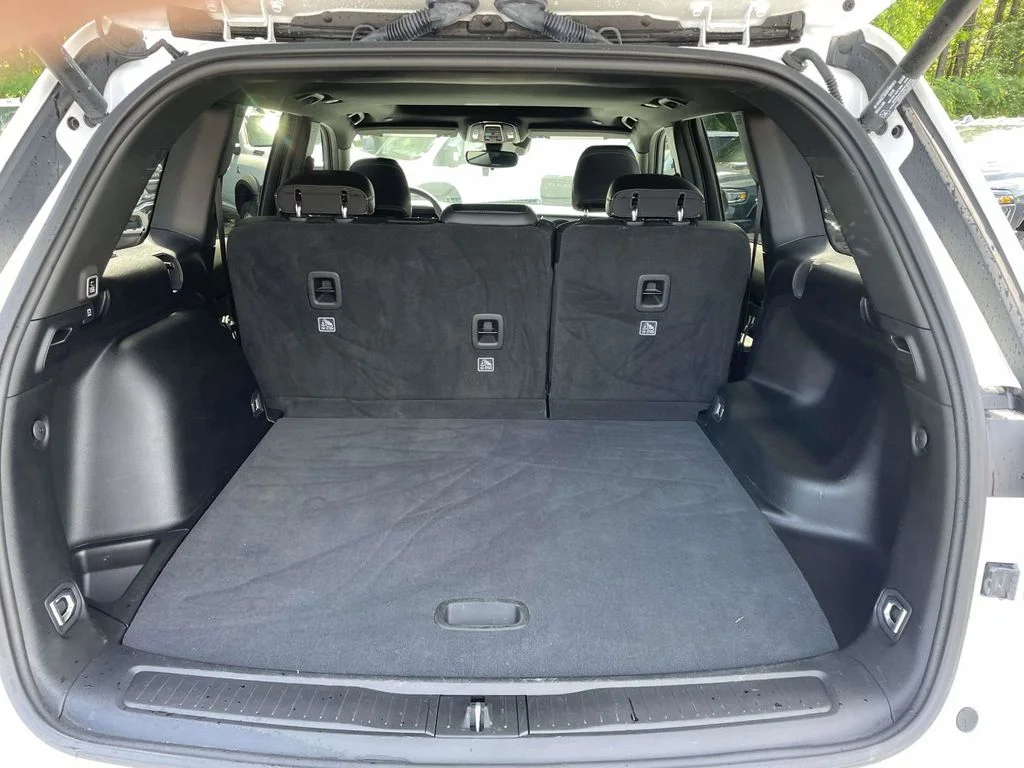 Used 2023 White Jeep Altitude X image 42