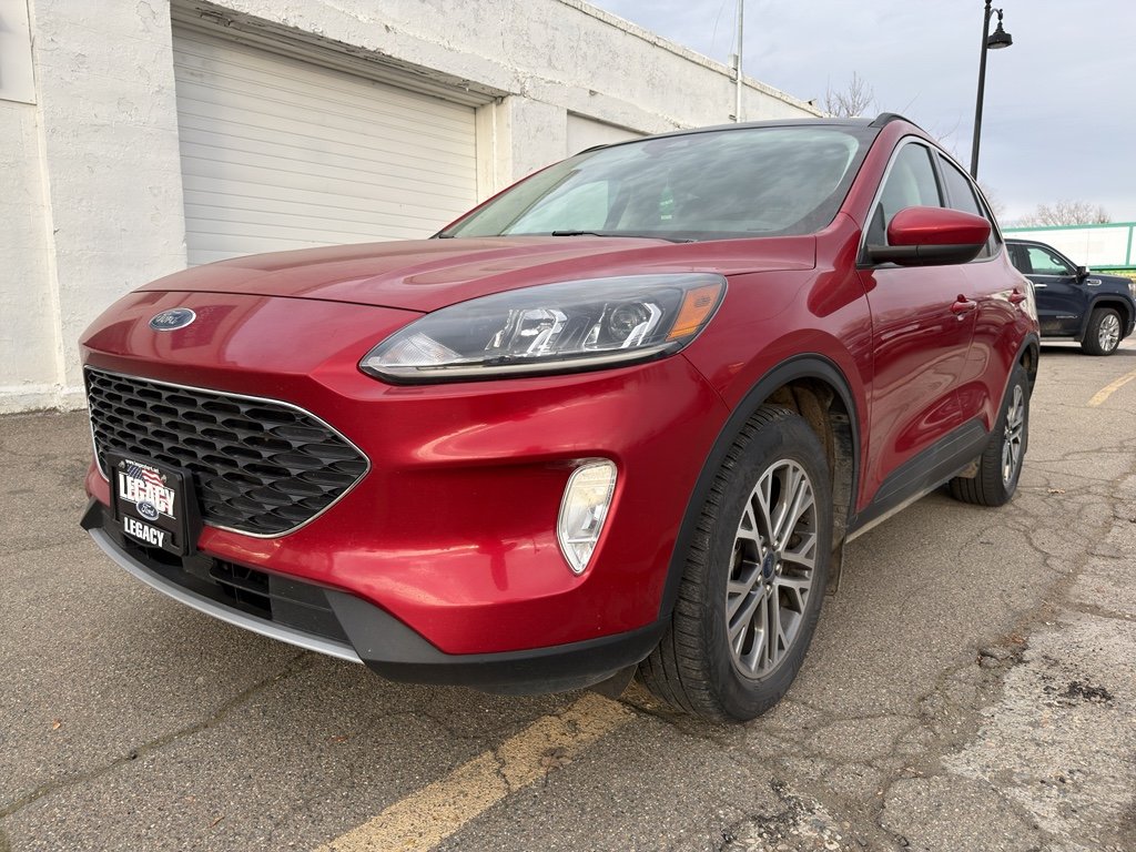 Used 2022 Red Metallic Ford SEL image 3