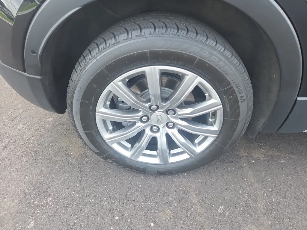 Used 2019 Black Cadillac Premium Luxury image 19