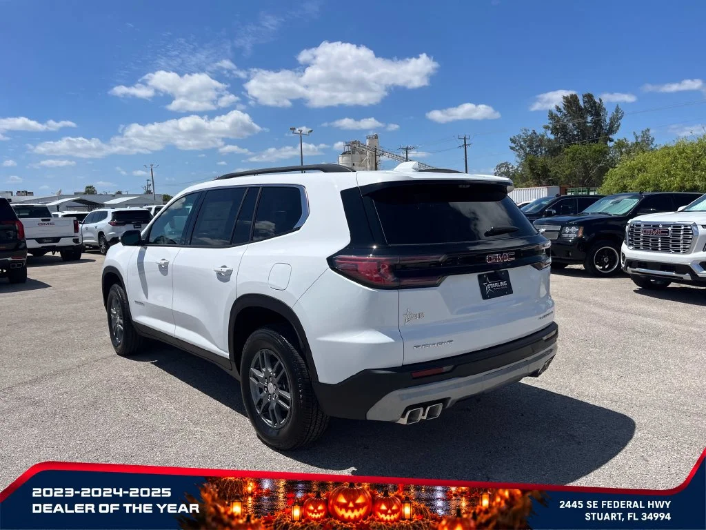 New 2026 Summit White GMC Elevation image 5