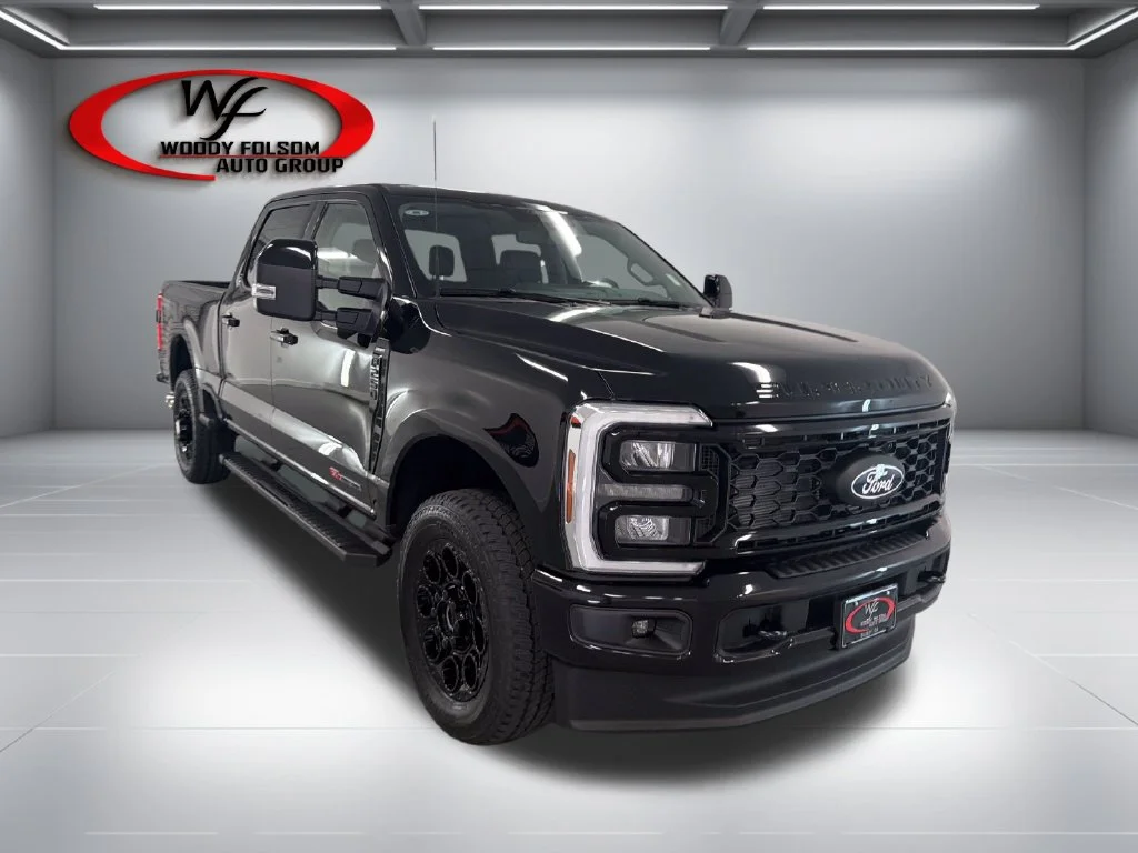 New 2027 Black Ford Lariat image 3