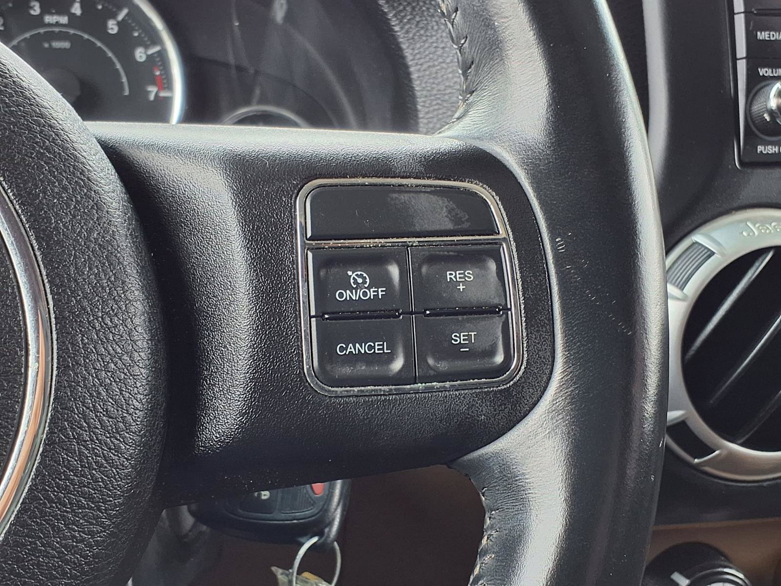 Used 2013 Bright White Jeep Sahara image 23