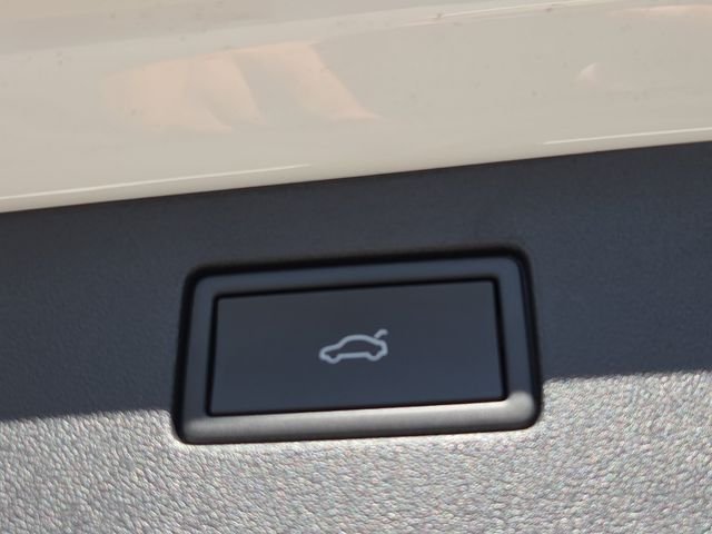 New 2026 White Volkswagen 2.0T SE image 21
