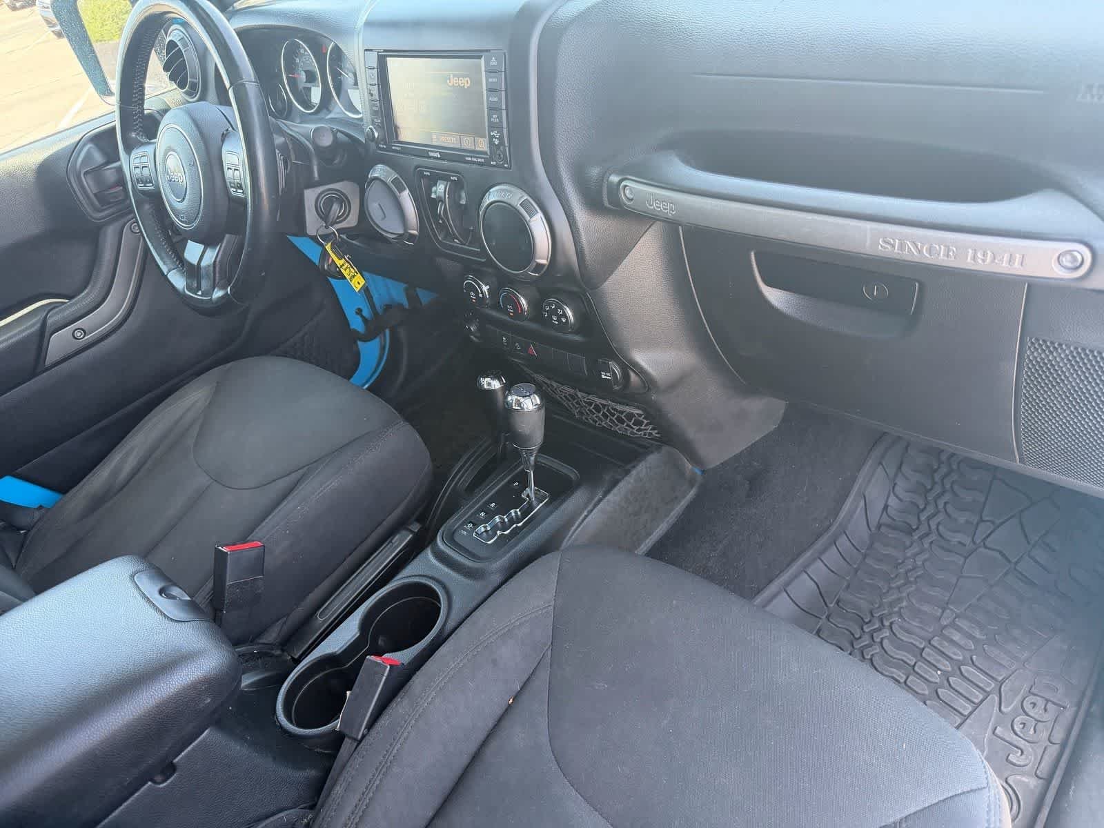 Imagen 6 de un Jeep Sport de 2017 de segunda mano con acabado «Chief Clearcoat»