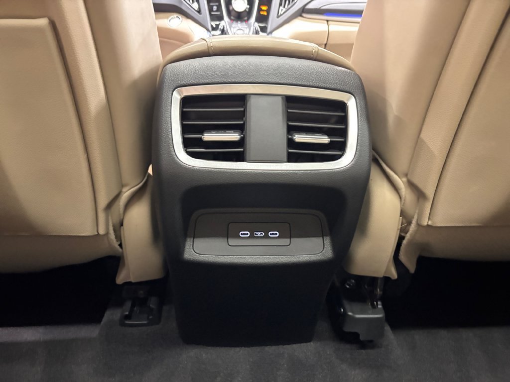 Used 2023 Majestic Black Pearl Acura Technology Package image 70