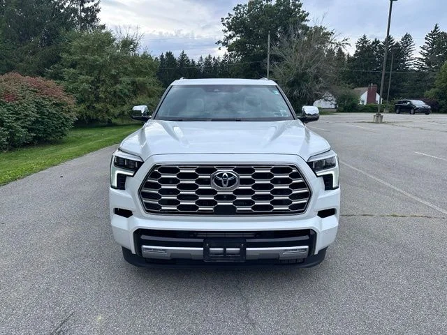 Used 2024 Off-white Toyota Capstone image 8