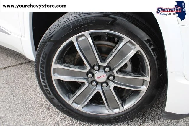 Used 2018 White GMC Denali image 7