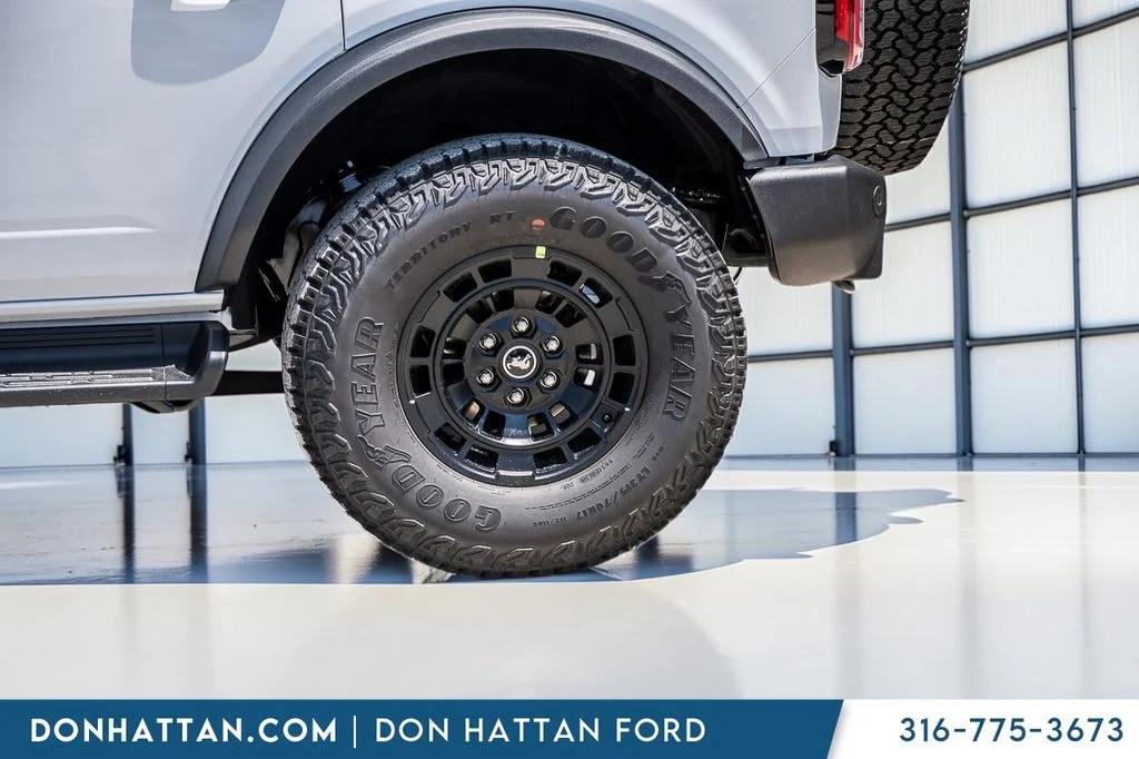 New 2026 Oxford White Ford Outer Banks® image 32