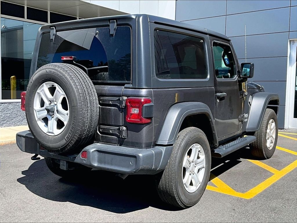 Used 2021 Gray Jeep Sport S image 4