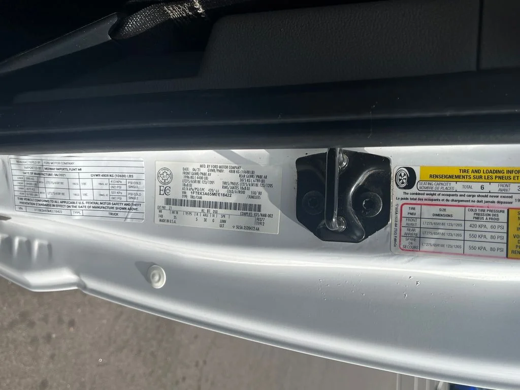 2021 Ford F-350 Super Duty XLT - Photo 31