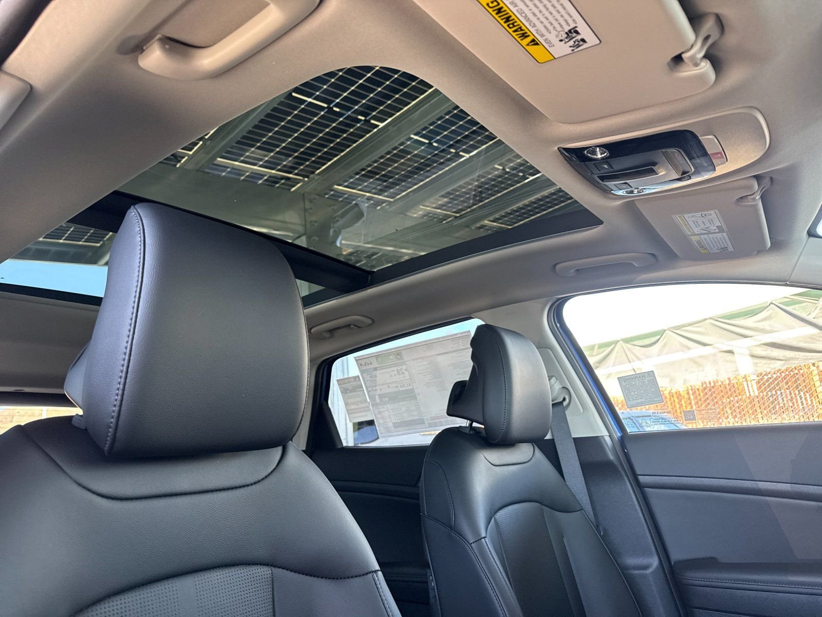 New 2026 Glacial White Pearl Kia EX image 18