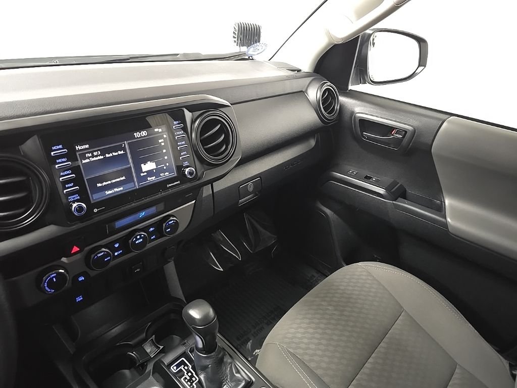 Used 2022 White Toyota SR image 25