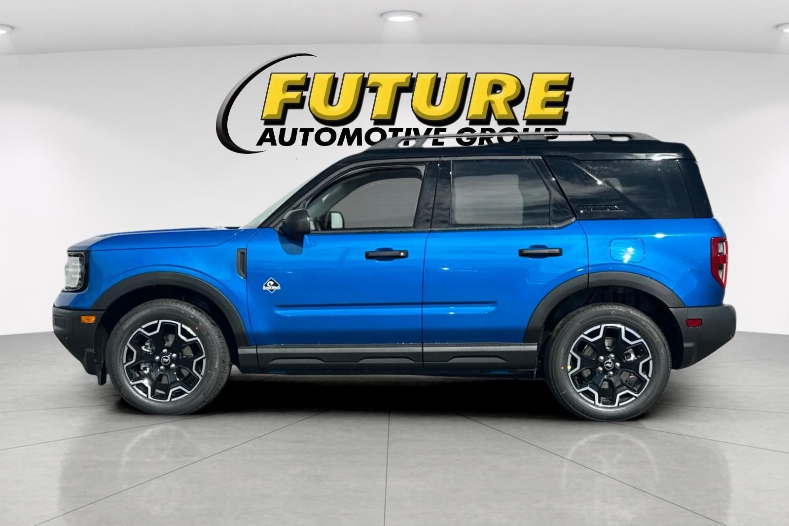 Used 2026 Blue Ford Outer Banks image 6
