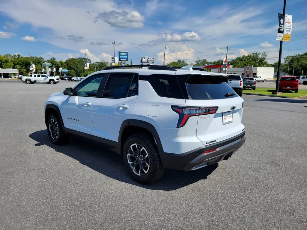 New 2027 Polar White Tricoat Chevrolet ACTIV image 4