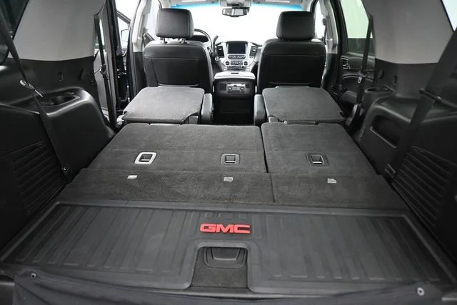Used 2020 Black GMC SLT image 28