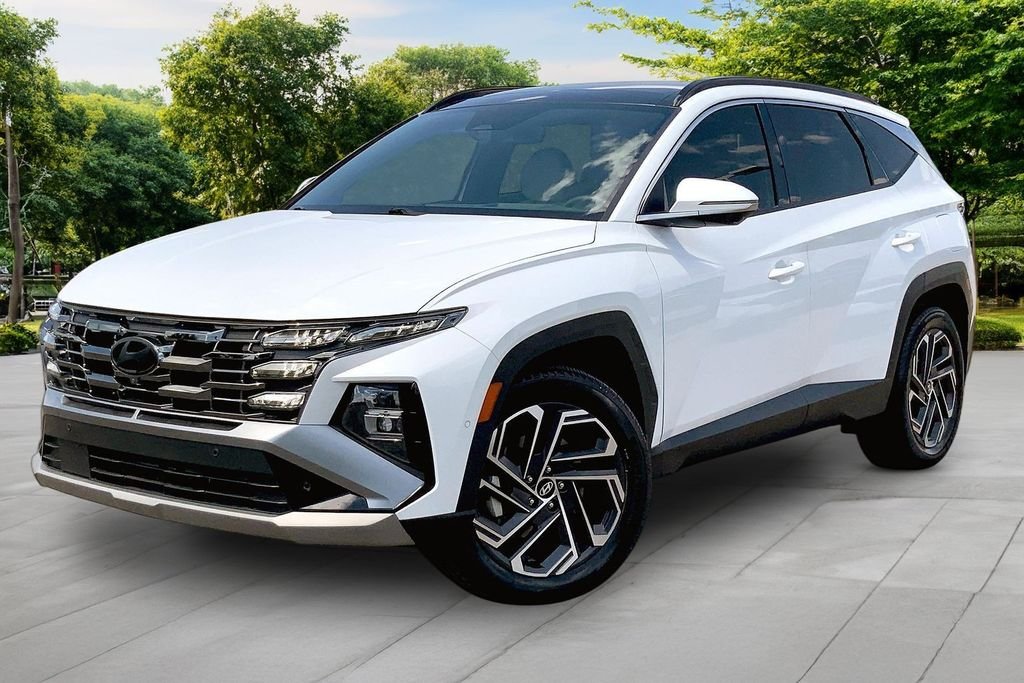 Used 2025 White Hyundai Limited image 1
