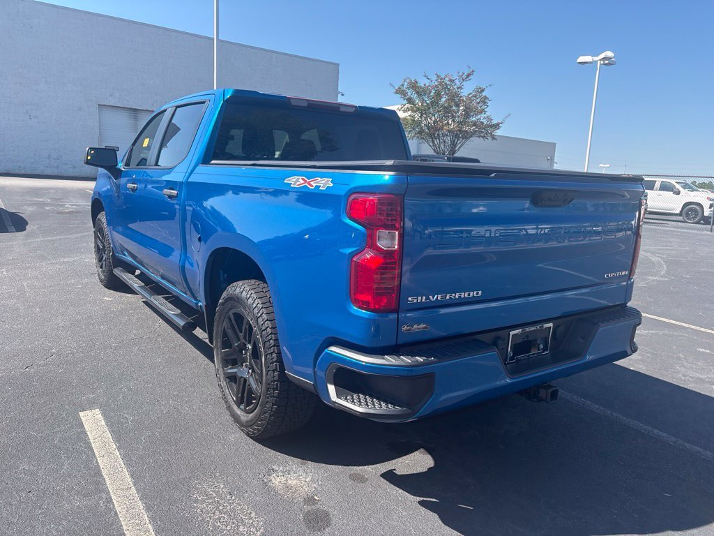 Used 2022 Blue Chevrolet Custom image 6