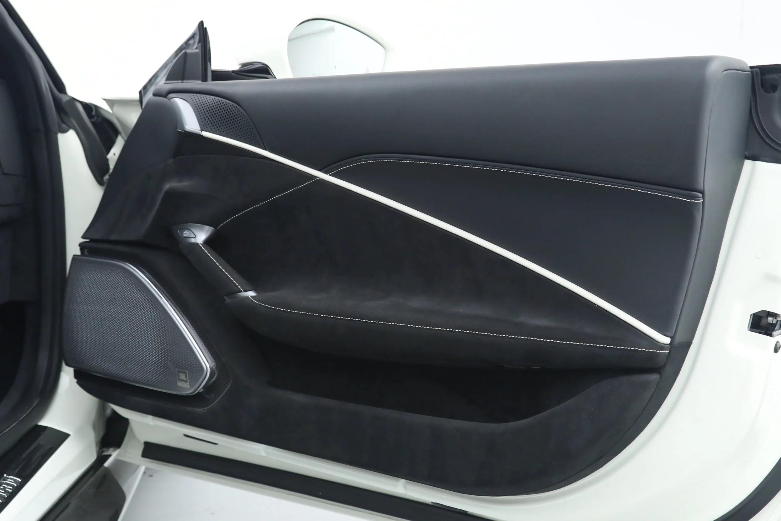 Used 2024 White Ferrari  image 20