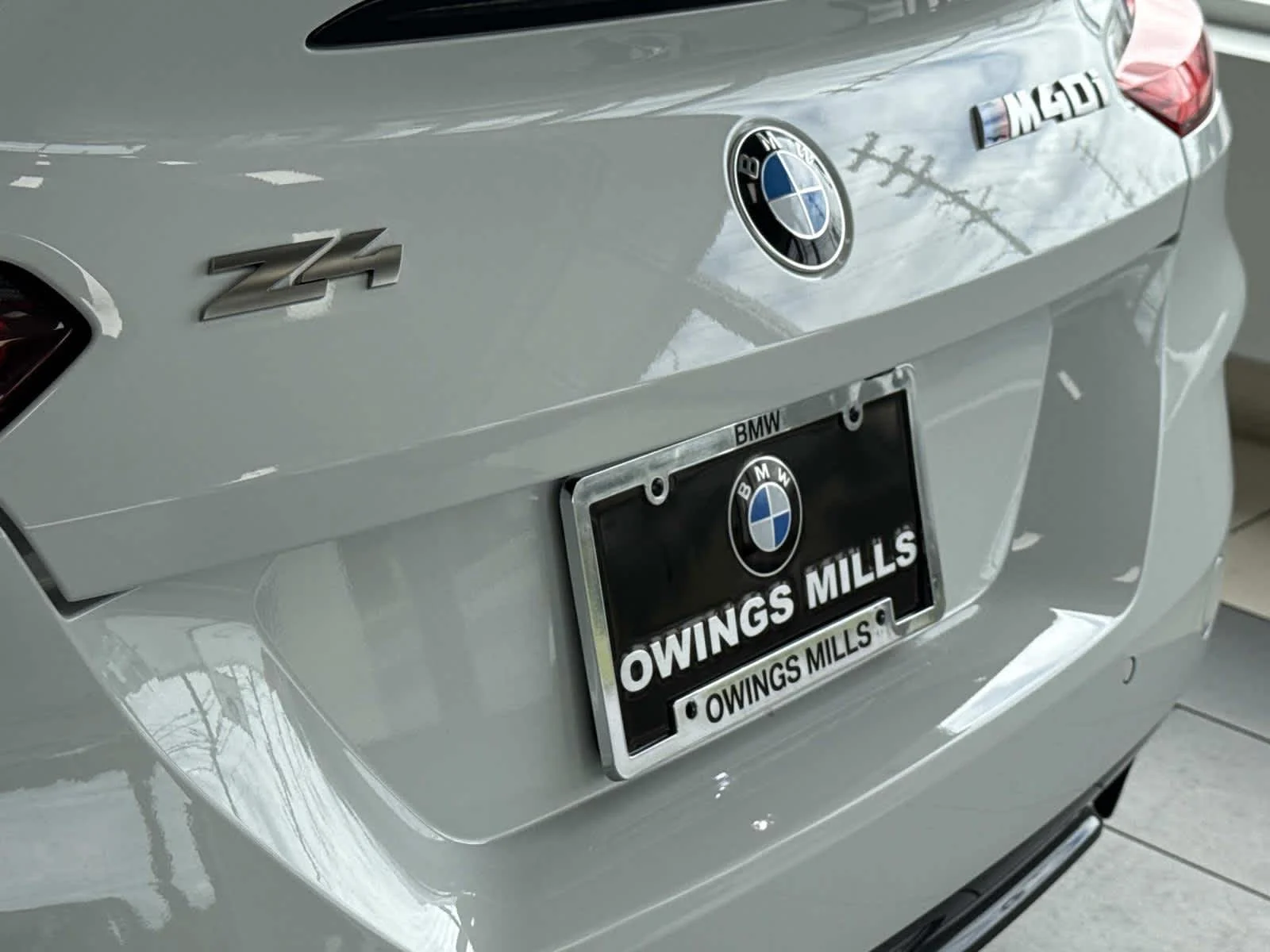Used 2025 Alpine White BMW M40i image 12
