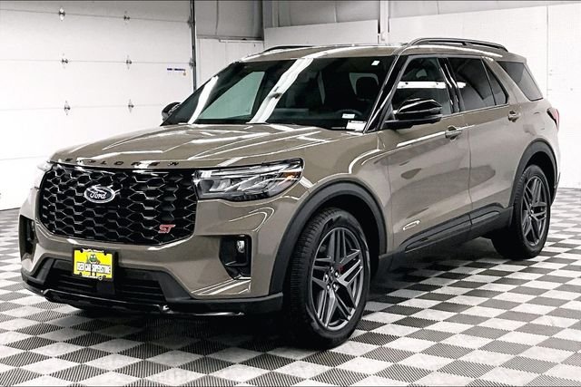 2026 Ford Explorer ST - Photo 12