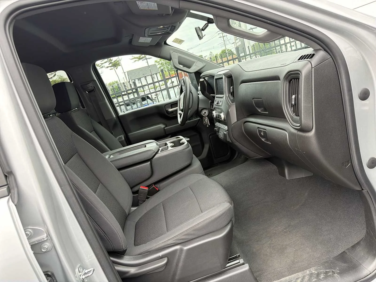 Used 2023 Quicksilver Metallic GMC Pro image 20