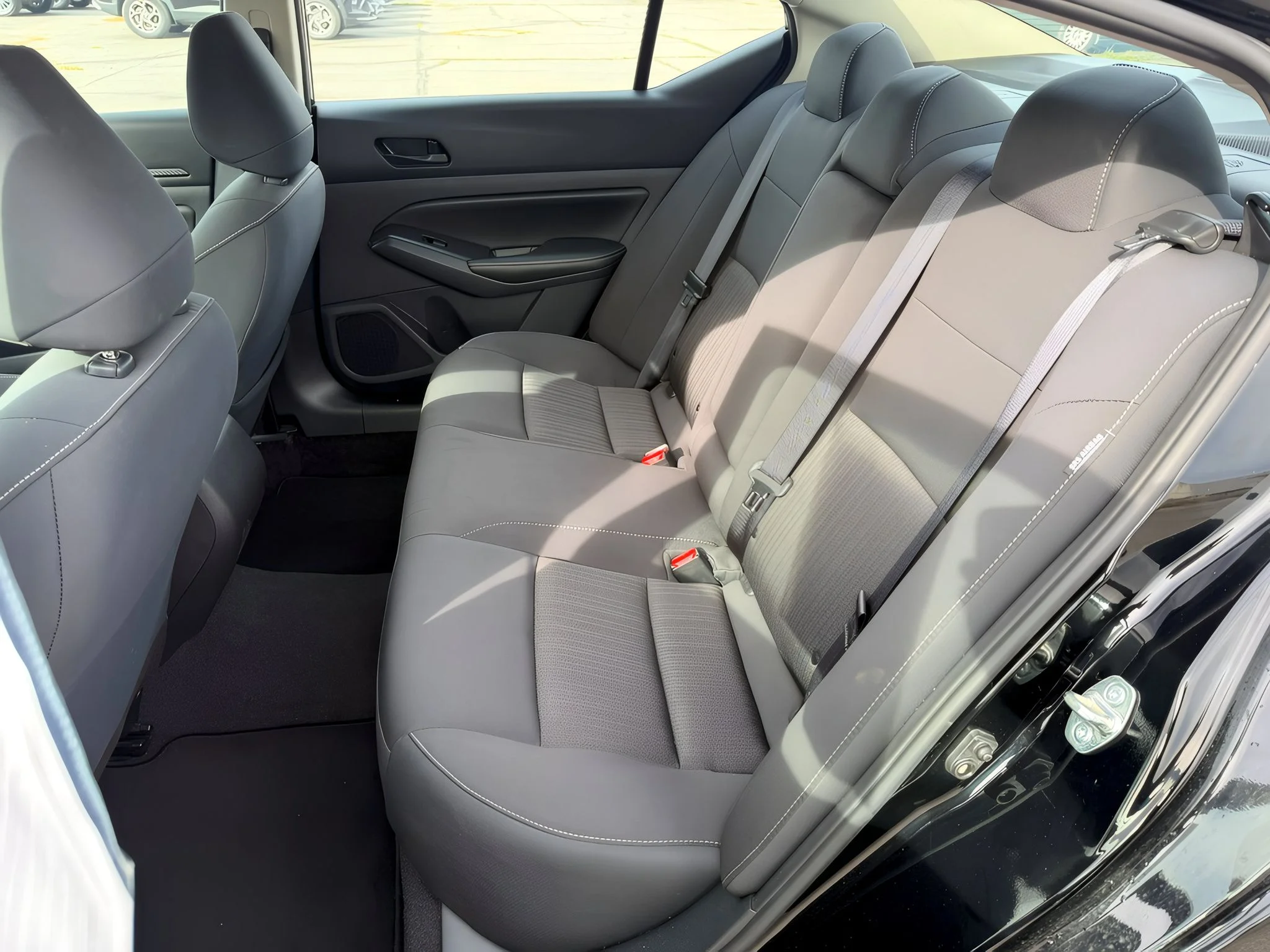 2025 Nissan Altima SV - Photo 29