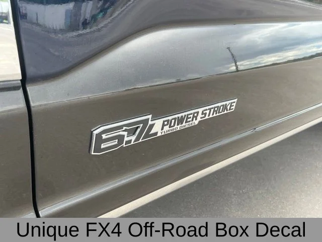 Used 2025 Gray Ford King Ranch image 13