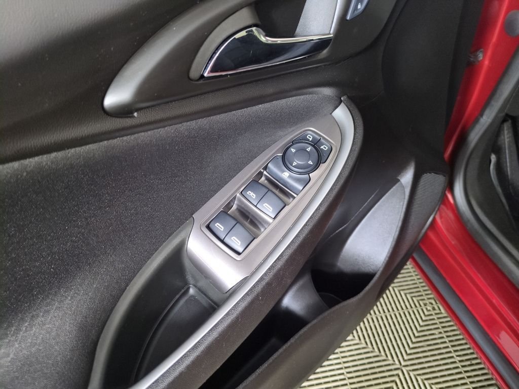 Used 2025 Radiant Red Chevrolet LT image 11