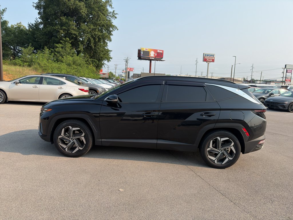 Used 2023 Phantom Black Hyundai Limited image 6