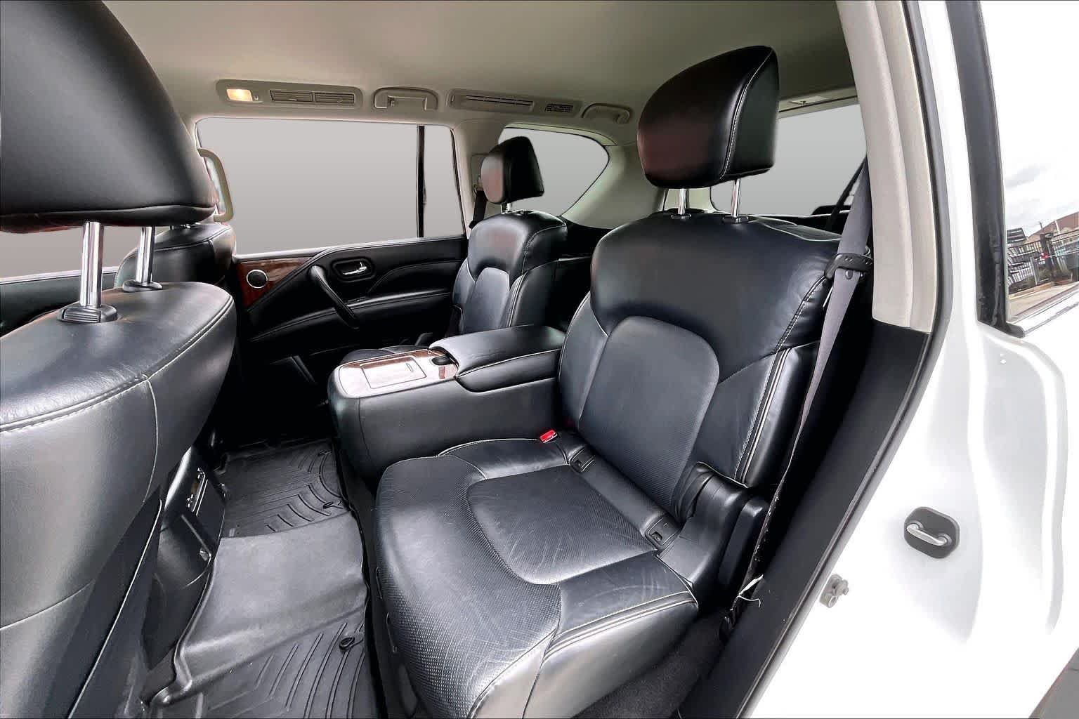 Used 2019 Moonstone White INFINITI LUXE image 20