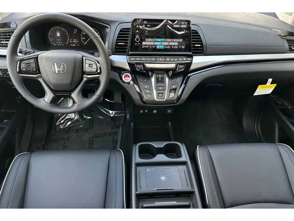 New 2026 Platinum White Pearl Honda Touring image 15