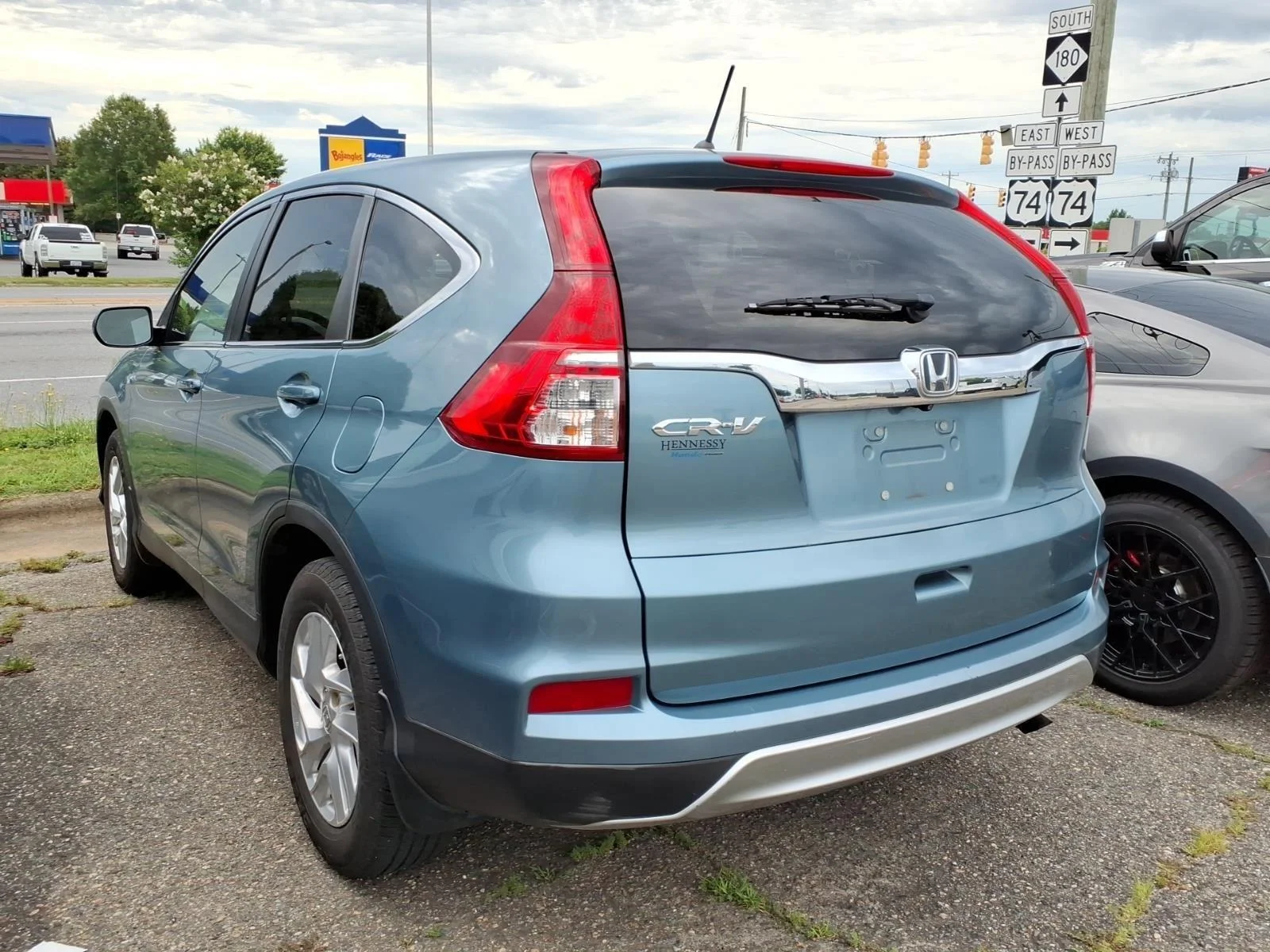 Used 2016  Honda EX image 4