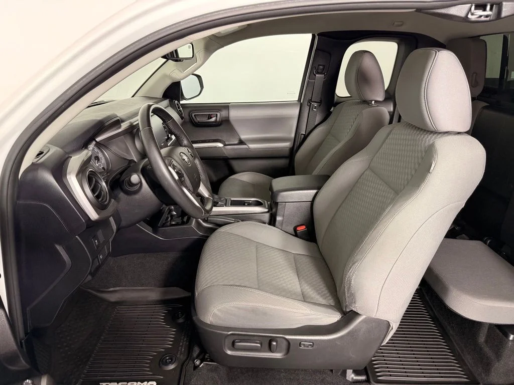 Used 2021 White Toyota SR5 image 2