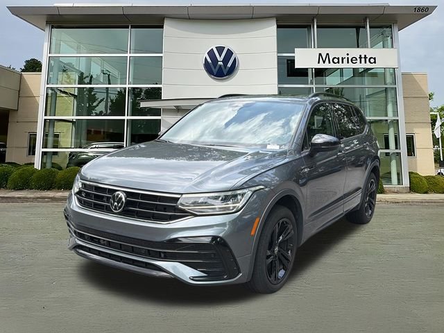 2023 Volkswagen Tiguan 2.0T SE R-Line Black's photo