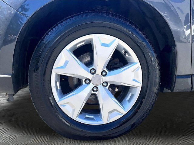 Used 2015 Gray Subaru 2.5i Premium image 9