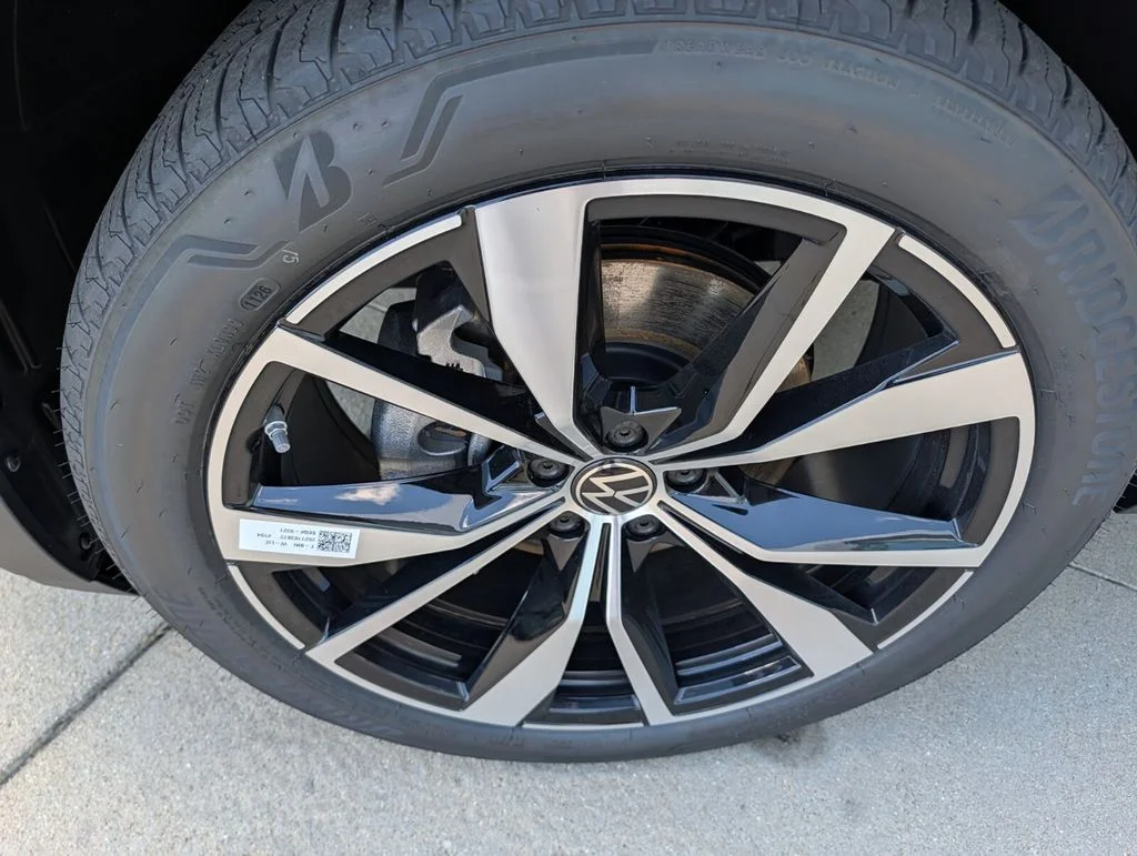 New 2026 Gray Volkswagen 2.0T SEL Premium R-Line image 11