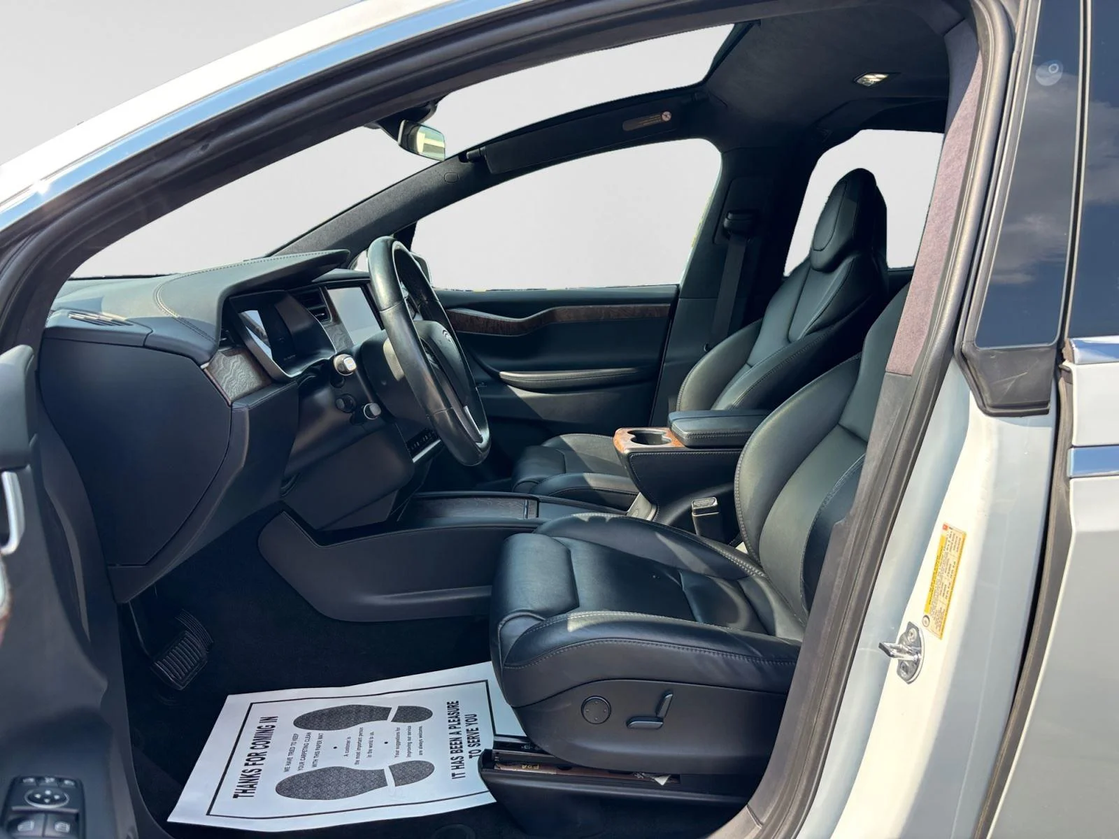 Used 2018 Pearl White Multi-Coat Tesla 75D image 10