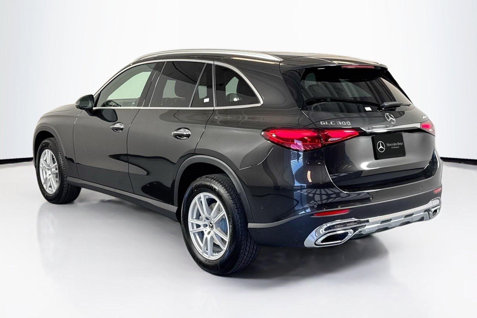 New 2026 Graphite Grey Metallic Mercedes-Benz GLC 300 image 7