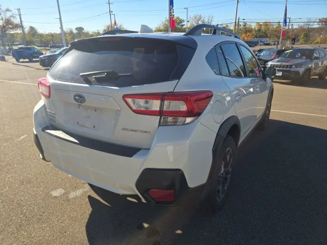 Used 2019 White Subaru 2.0i Premium image 7