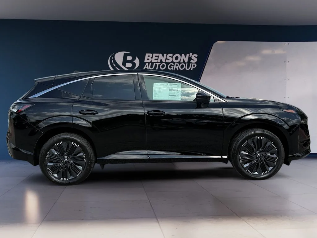 New 2026 Black Nissan Platinum image 6