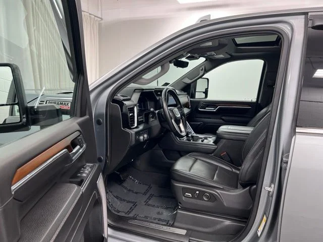 Used 2024 Silver GMC Denali image 13