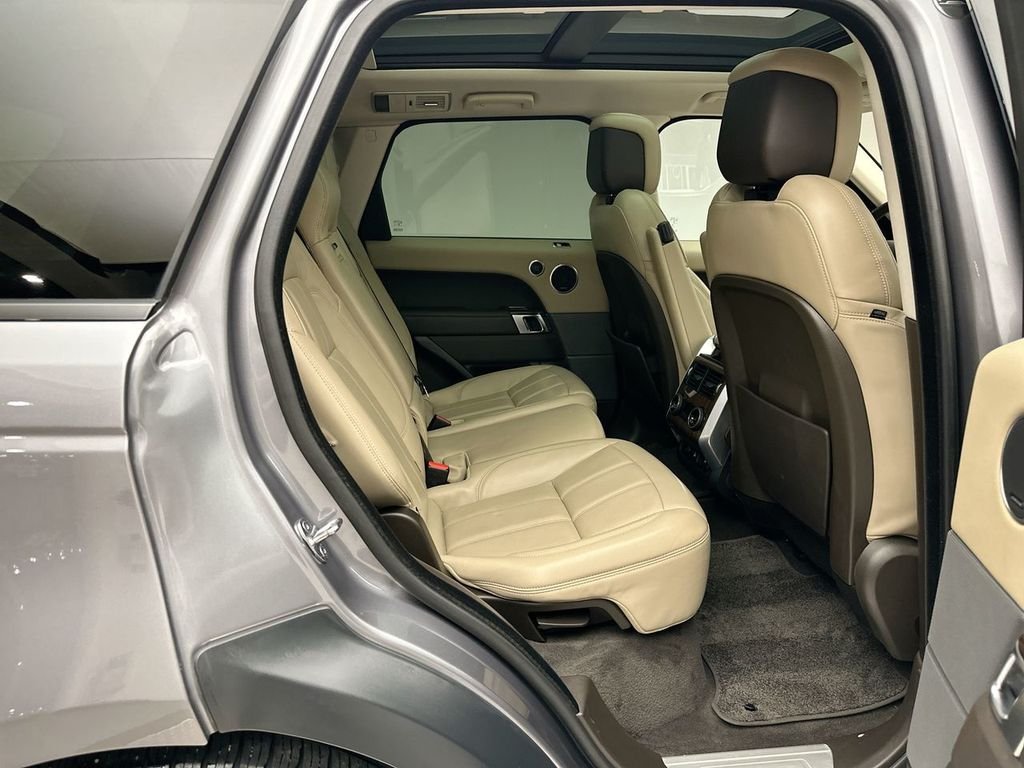 Used 2020 Eiger Gray Metallic Land Rover HSE image 19