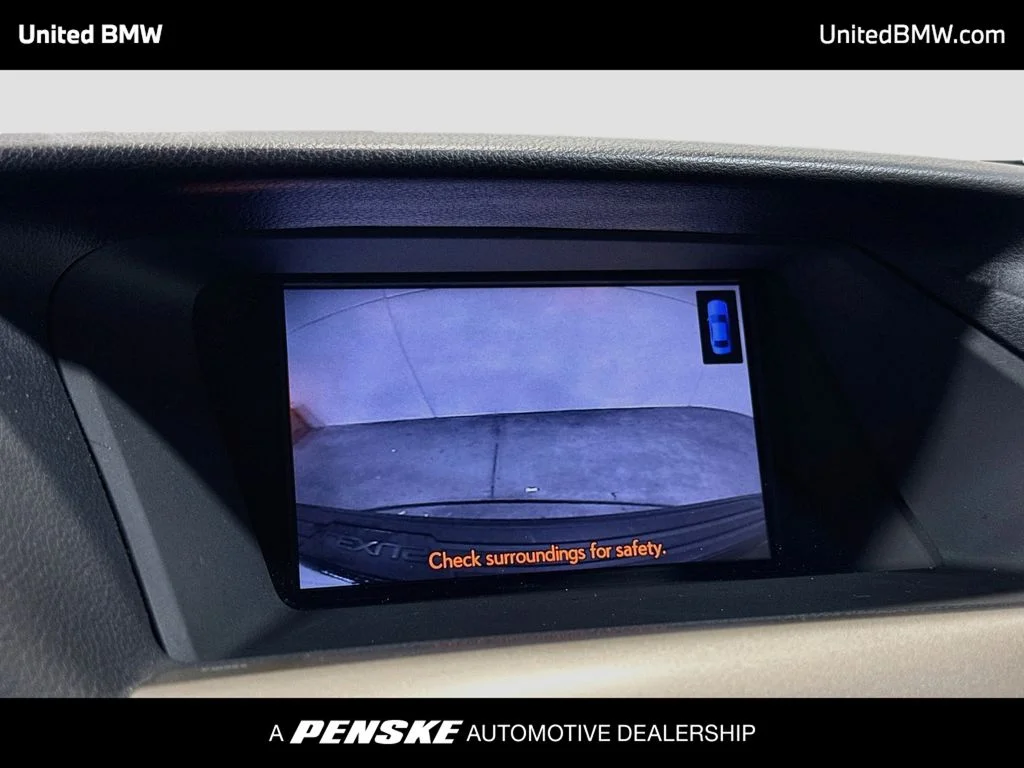 Used 2015 Mica Lexus 450h image 16