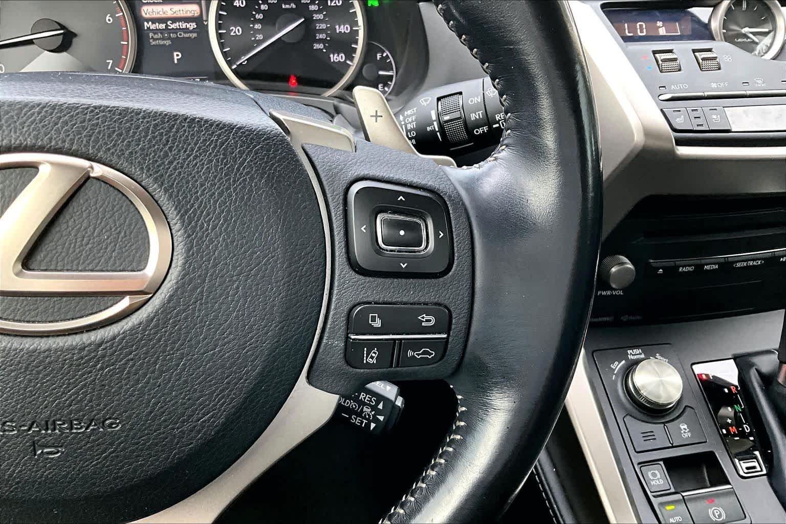 Used 2020 Matador Red Mica Lexus  image 23